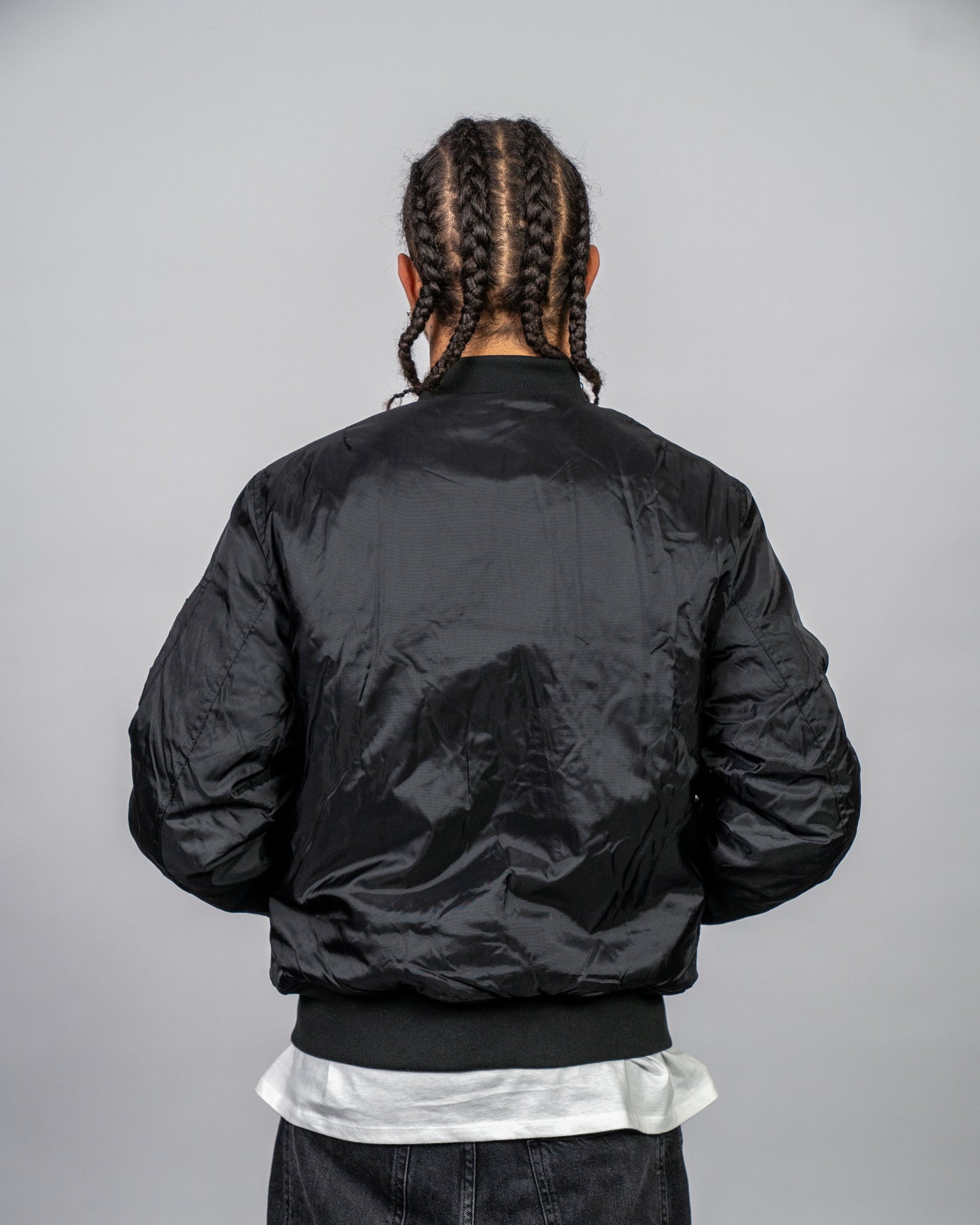 BOMBER