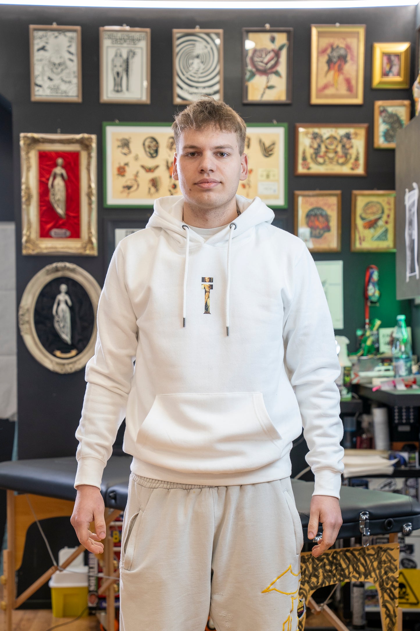 Artem Hoodie - Angel'sWay White