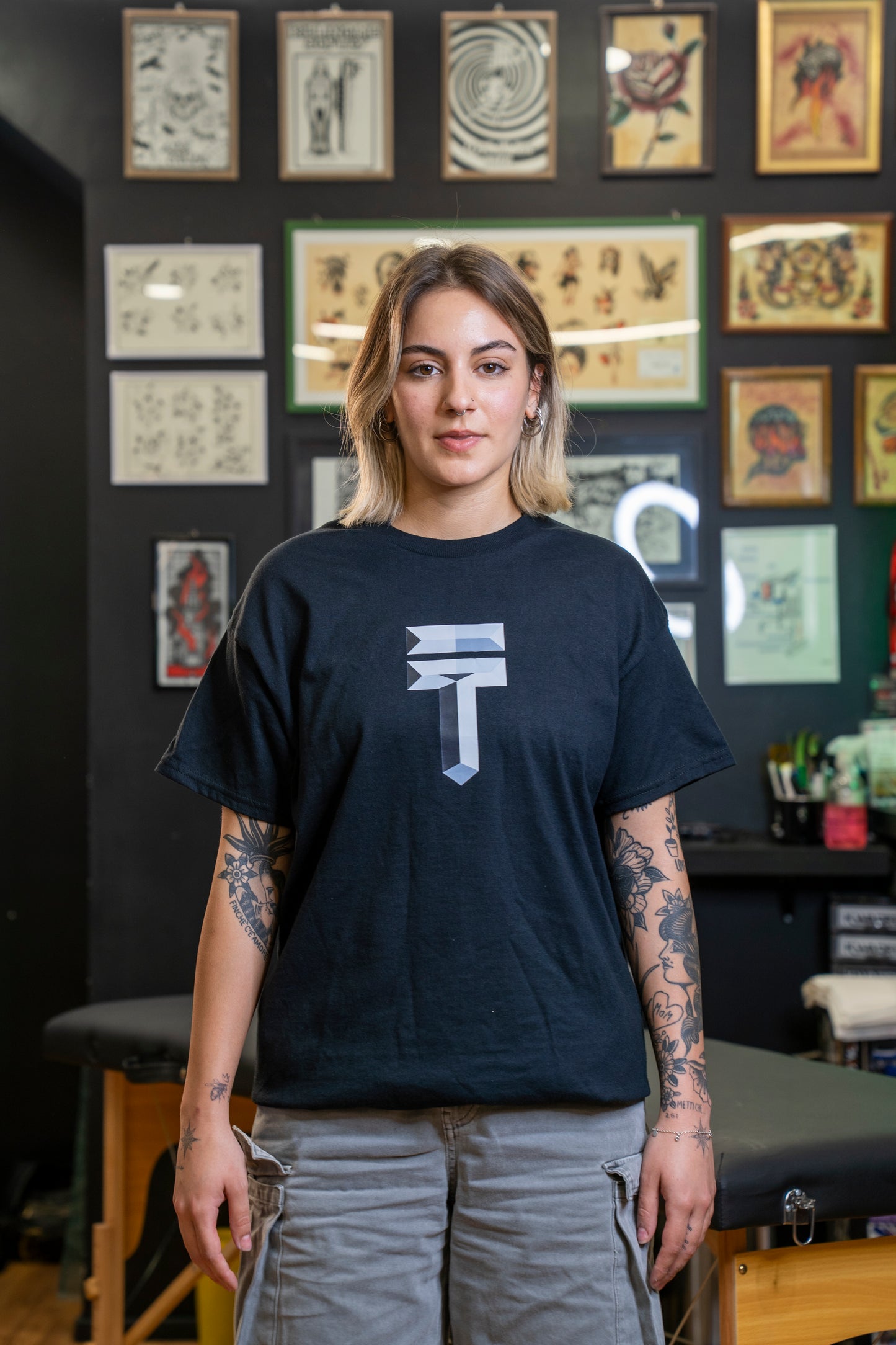 Artem Logo Tee - Black 180gr